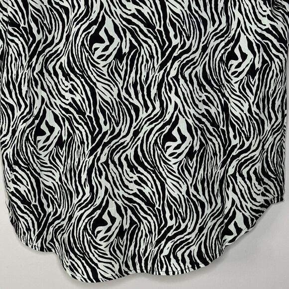 Sandrine Rose Desir Zebra Print S/S Pearl Snap Shirt Women Medium NWT Oversized - Picture 9 of 11